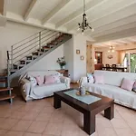 Xampelo Vila *